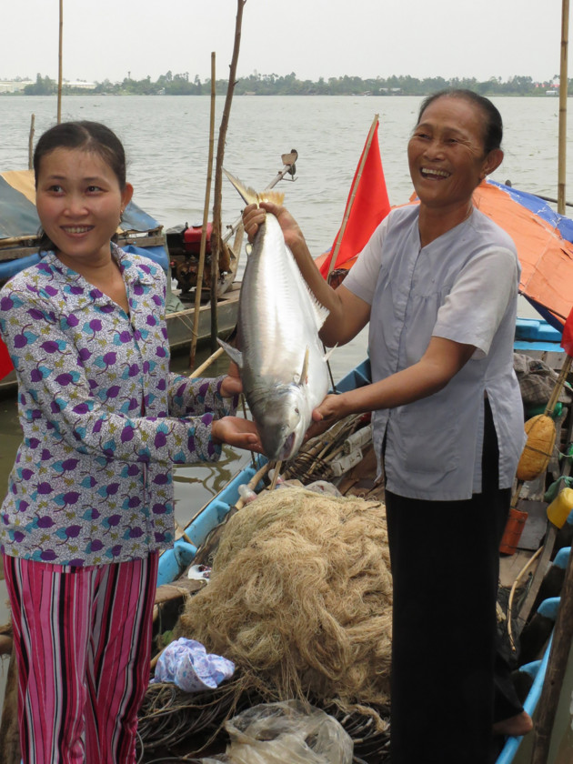 Mùa cá bông lau "chán ốm", nửa tháng ngoài sông chỉ bắt được 1 con