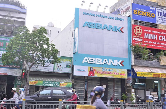 Ngân hàng ABBank nói gì về vụ cướp giữa ban ngày?