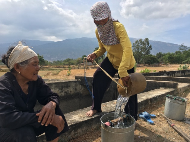 ninh thuan: nang nhu rang, dan kho so tim nuoc uong cho de, bo hinh anh 3