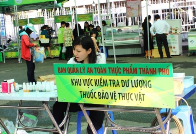 Quản lý an toàn thực phẩm ở TP.HCM: Lo nhất thịt ế, thịt bẩn