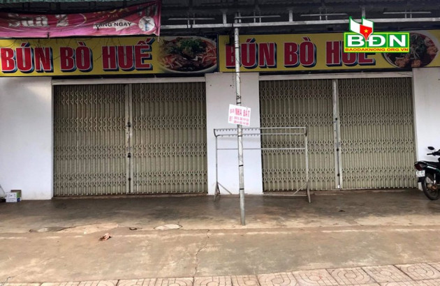 vi sao dan o 1 thi tran cua tinh dak nong "dua nhau" ban nha, dat? hinh anh 3