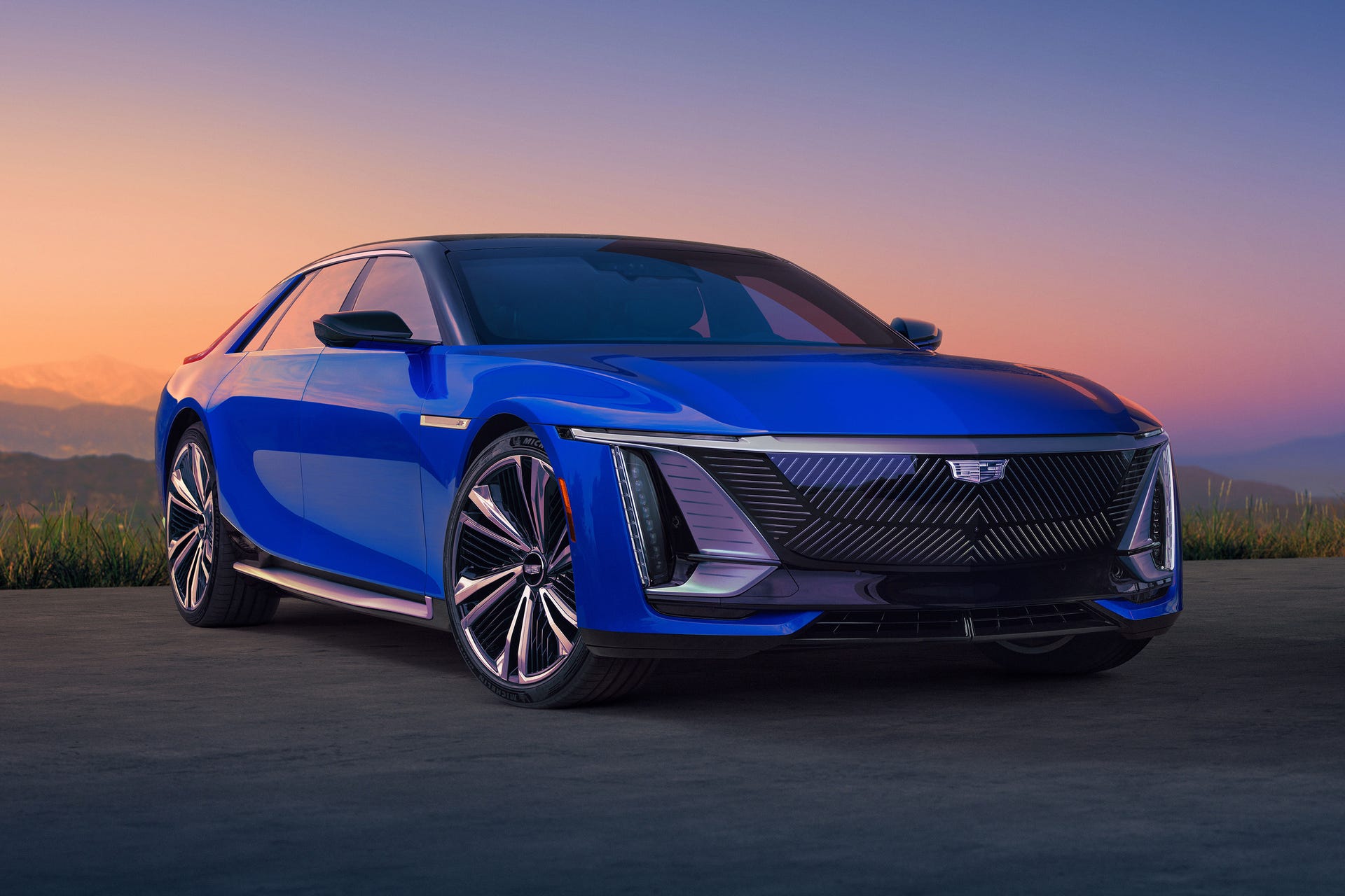 Cần gấp thứ 'mang tính chiến lược' giống VinFast, ông lớn Mỹ mua đứt cánh tay phải của Tesla - Ảnh 6