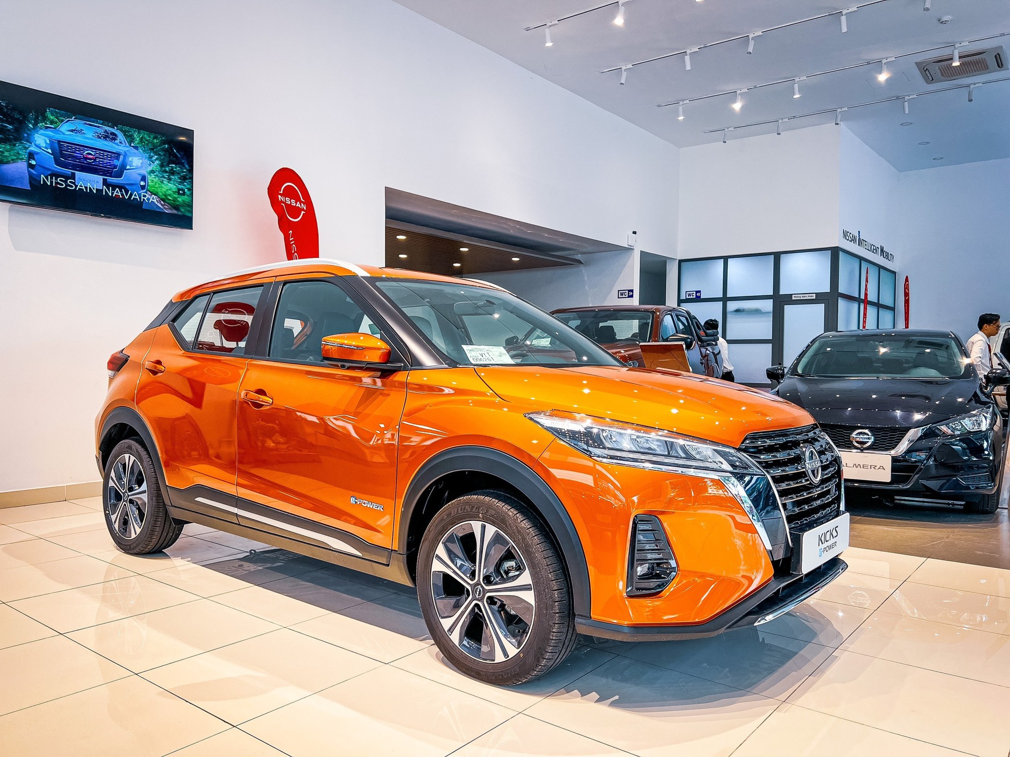 Nissan Kicks đại hạ giá, giảm hơn 170 triệu đồng, quyết đấu Yaris Cross và Seltos - Ảnh 3