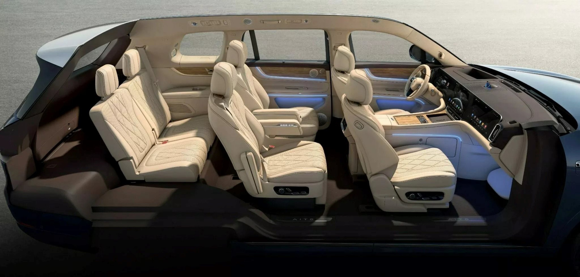 Hết Xiaomi đến lượt Huawei khoe xe điện đỉnh cấp: Kích thước lớn hơn BMW X7, màn hình ‘siêu to khổng lồ’ như Mercedes EQS, trang bị ngập xe - Ảnh 4