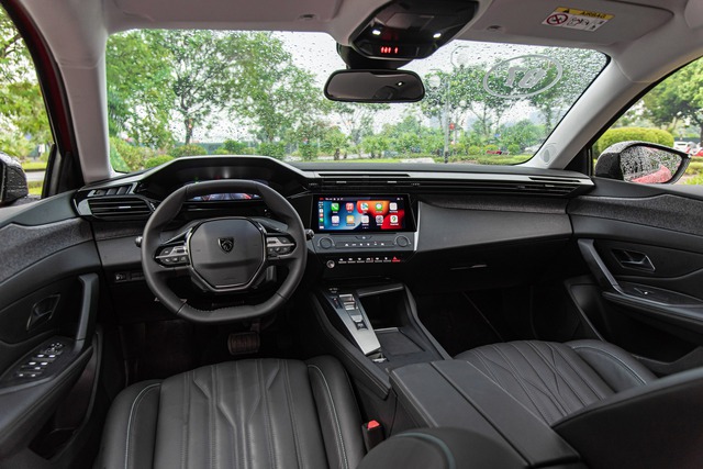 Peugeot 408 bất ngờ tăng giá: Không còn bản nào dưới 1 tỷ, vẫn một mình một phân khúc - Ảnh 4