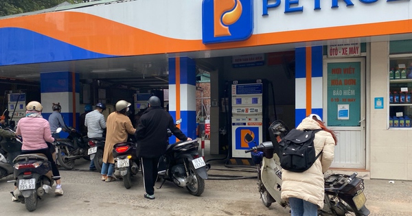 Doanh nghiệp xăng dầu ứng dụng giải pháp quản lý và xuất hoá đơn điện tử theo từng lần bán
