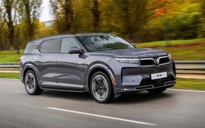 VinFast thay đổi chiến lược ở Mỹ, 'bắt tay' với đối tác phân phối của BMW, Mercedes, Porsche để bán xe điện - Ảnh 5