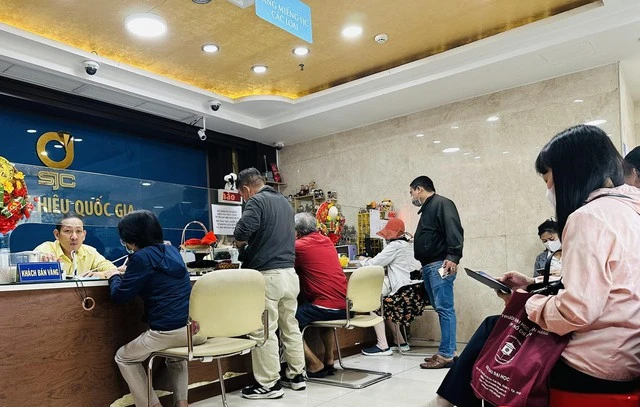 Tăng 2 triệu đồng trong buổi sáng, vàng miếng hướng đến 81 triệu đồng/lượng - Ảnh 1