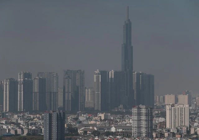 Không khí ngầu đục tại TP.HCM: Sương mù hay ô nhiễm? - Ảnh 4