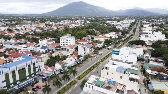 Thị xã Ninh Hòa quyết liệt triển khai giải pháp duy trì đà tăng trưởng kinh tế - Ảnh 3