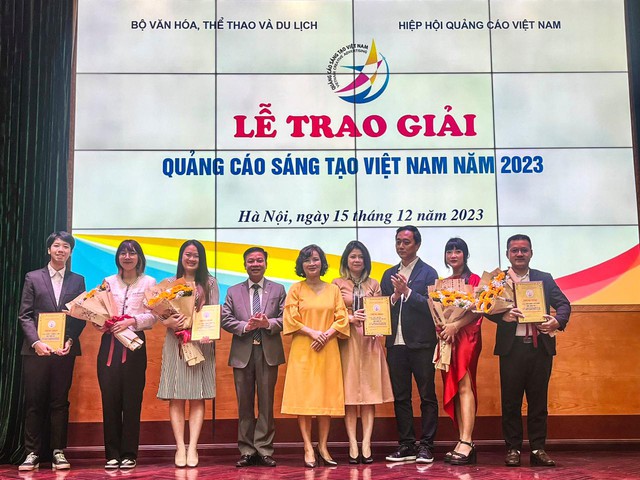 Chiến dịch Tết 2023 của Coca-Cola ghi dấu tại giải thưởng Vạn Xuân Awards - Ảnh 1