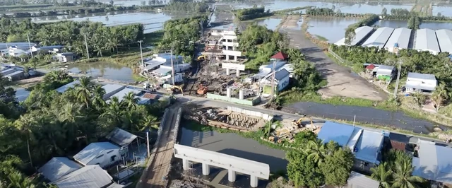 Cao tốc Cần Thơ - Cà Mau sẽ 'nóng máy' xuyên tết để bù tiến độ - Ảnh 1