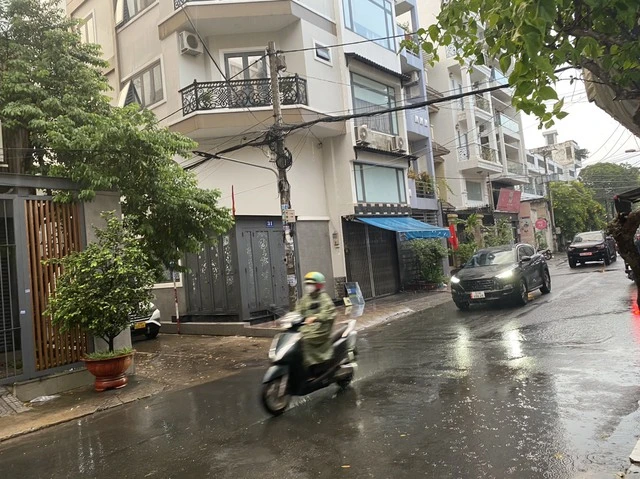 Mưa bất ngờ, bắn pháo hoa đón giao thừa ở TP.HCM liệu có bị ảnh hưởng? - Ảnh 1