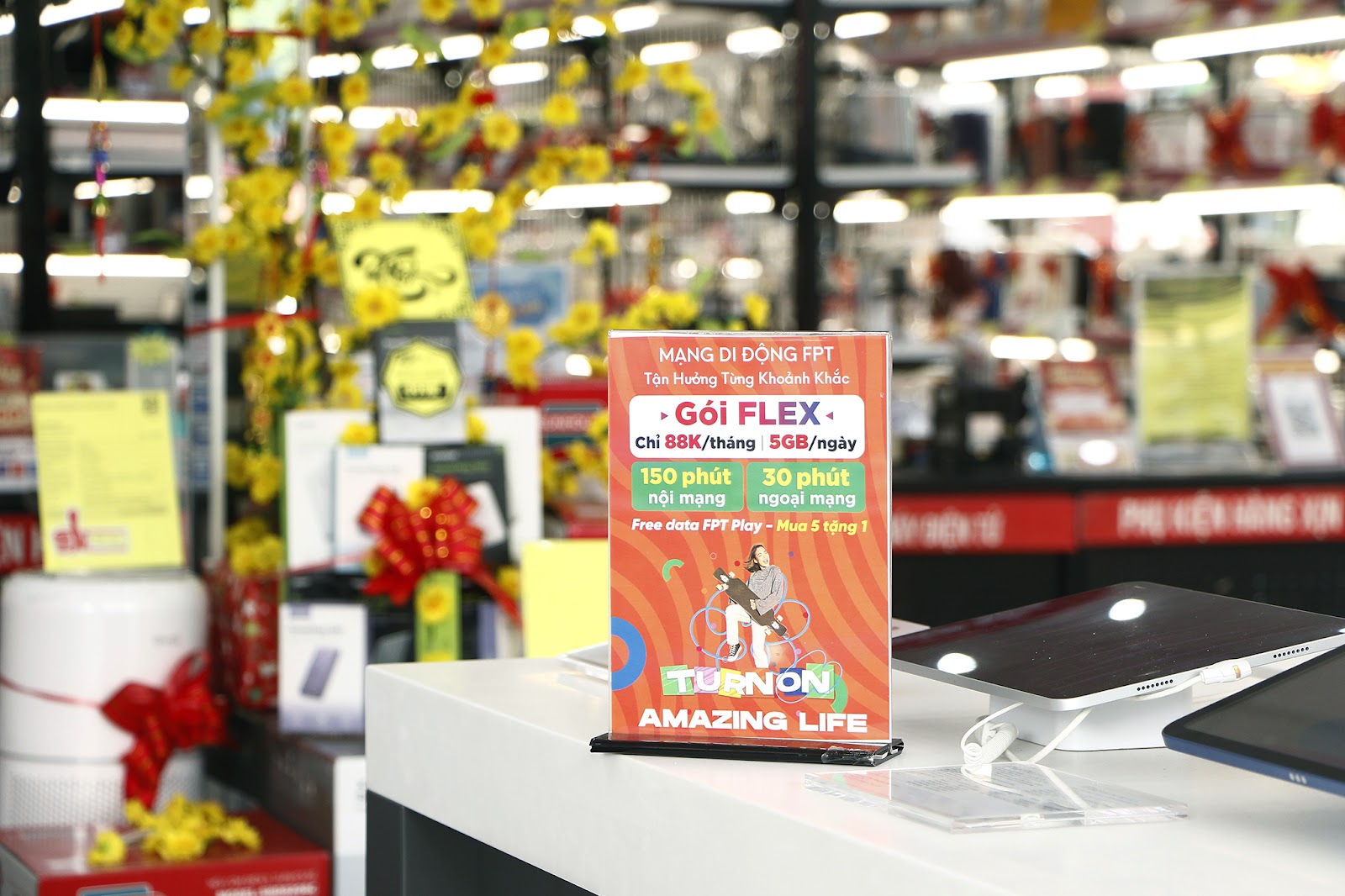 Mạng di động ảo FPT chính thức vận hành, dùng đầu số 0775 - Ảnh 2