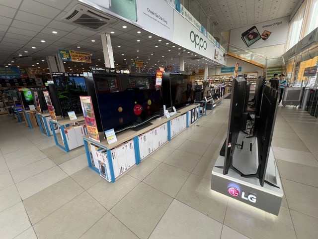 Lạ lùng thị trường điện máy, công nghệ - Ảnh 1