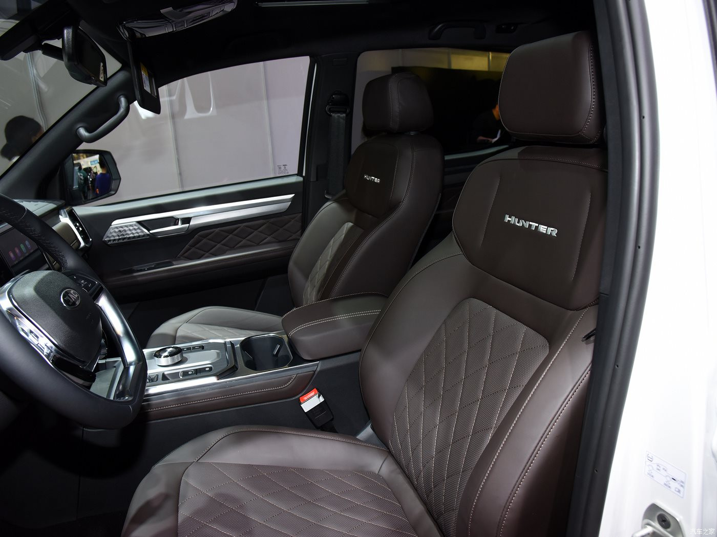 'Ông trùm' xe tải tại Việt Nam tấn công phân khúc bán tải điện: thiết kế hầm hố, sức mạnh ấn tượng, phạm vi di chuyển lên tới 500km - Ảnh 6