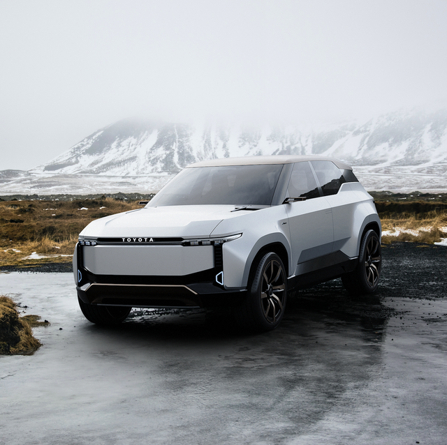 Toyota Land Cruiser sẽ có 2 bản mới: Một bản nhỏ, giá rẻ, bản khác có thiết kế không liên quan xe đang bán - Ảnh 3