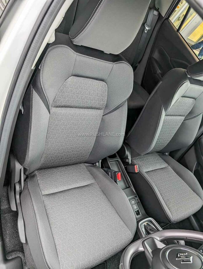 Ảnh thực tế Suzuki Swift 2024 tại đại lý: Hiện đại hơn nhưng nhiều chi tiết thiết kế rối, nhiều công nghệ an toàn - Ảnh 8