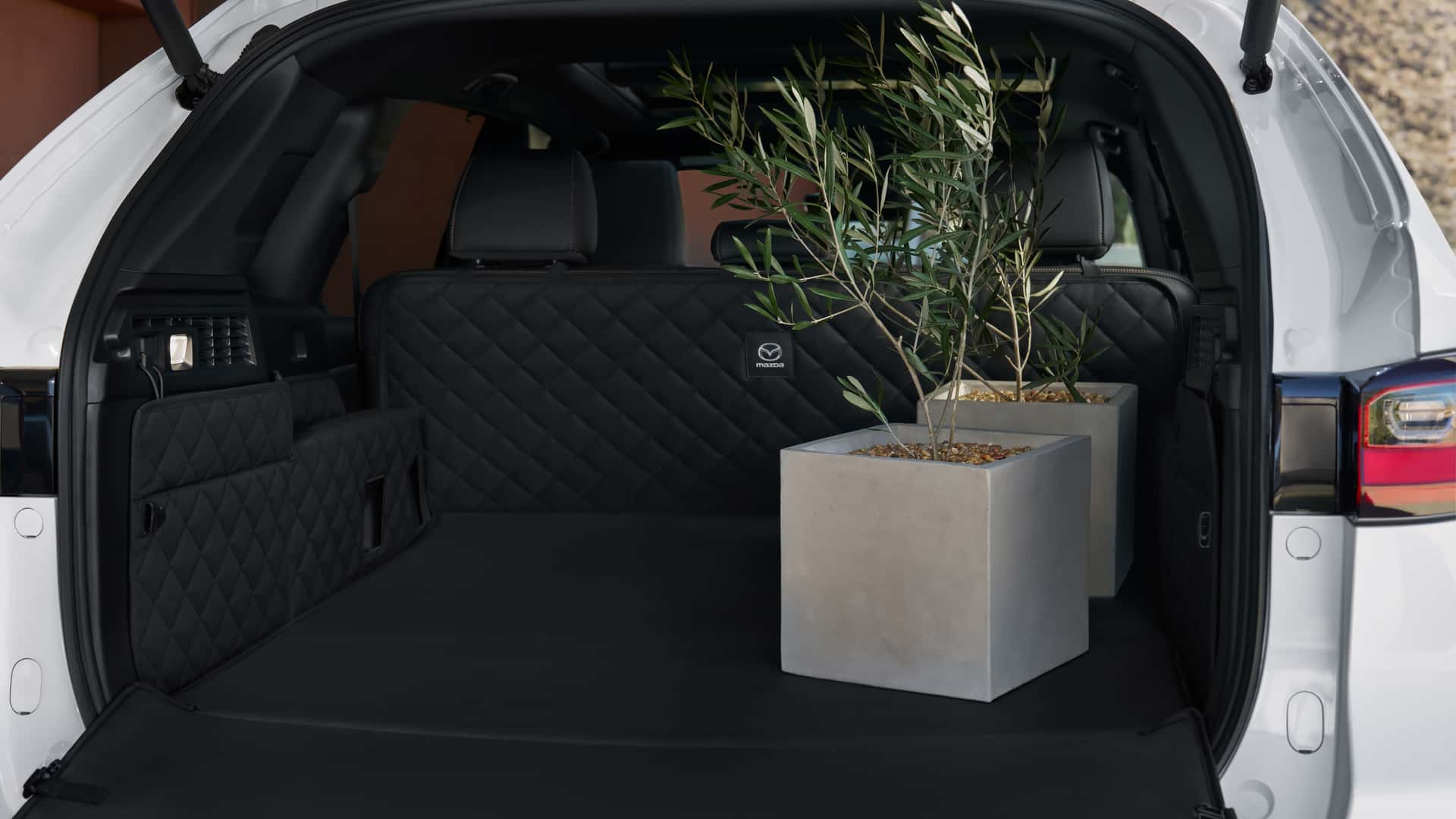 Ra mắt Mazda CX-70: Phiên bản thu nhỏ của CX-90, động cơ I6 như BMW, giá quy đổi dự kiến dưới 900 triệu - Ảnh 4