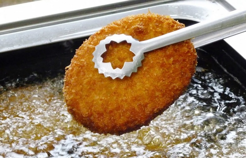 Có gì đặc biệt ở cửa hàng Nhật Bản nơi khách phải chờ 43 năm mới tới lượt mua bánh - Ảnh 1