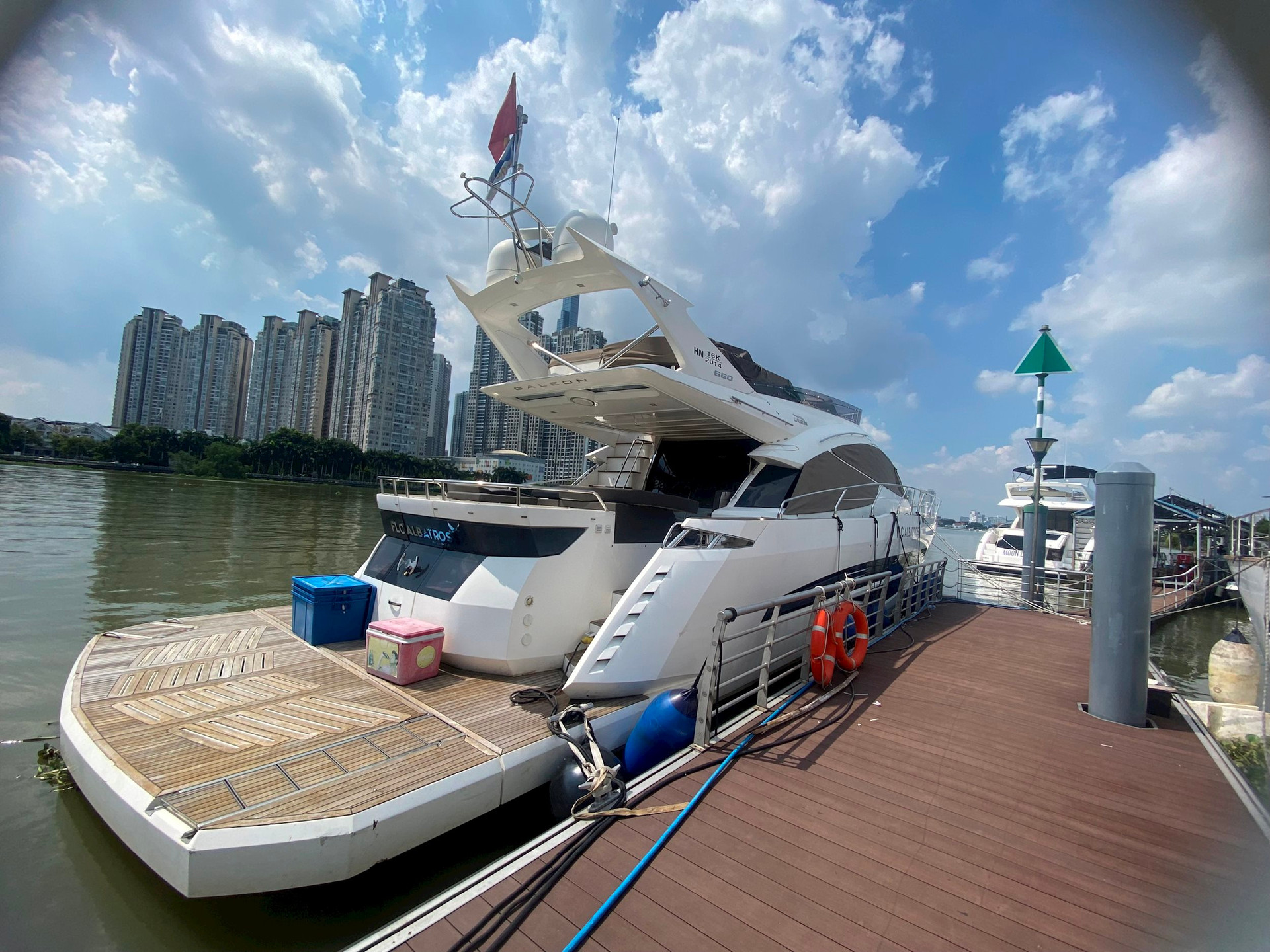 Số phận chiếc du thuyền triệu USD của FLC hiện ra sao sau nhiều lần 'đại hạ giá'? - Ảnh 3