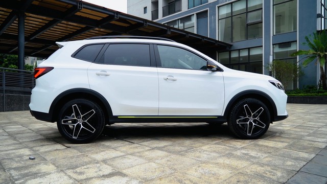 MG RX5 giảm giá kỷ lục còn 580 triệu tại đại lý: Cùng cỡ Tucson nhưng rẻ ngang Venue - Ảnh 5