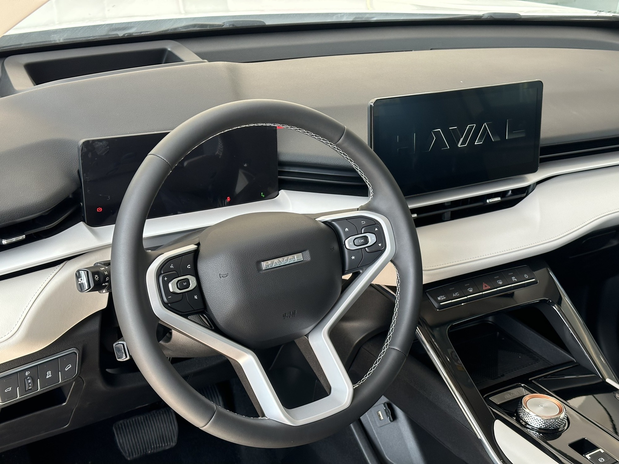 Haval H6 lần đầu điều chỉnh giá bán tại Việt Nam: Giảm còn 986 triệu, khách mua xe được ưu đãi thêm 100 triệu, nỗ lực đấu Tucson và CR-V - Ảnh 5