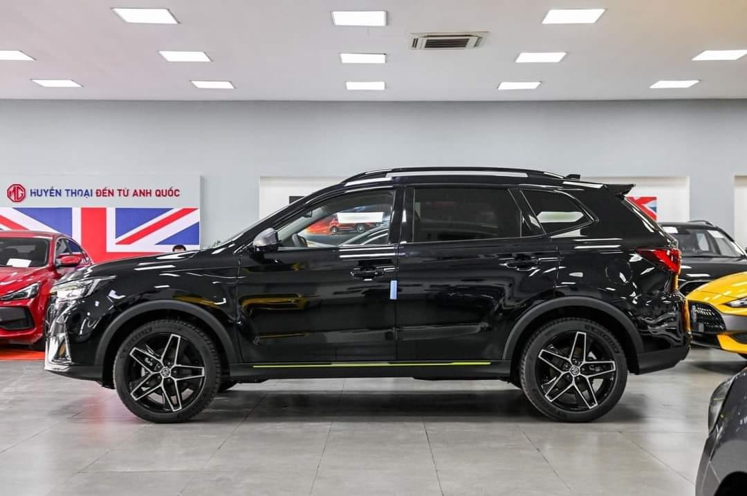 MG RX5 liên tục giảm giá: Bản đắt nhất giảm 180 triệu, ngang cỡ Tucson nhưng rẻ gần ngang Creta tiêu chuẩn - Ảnh 3