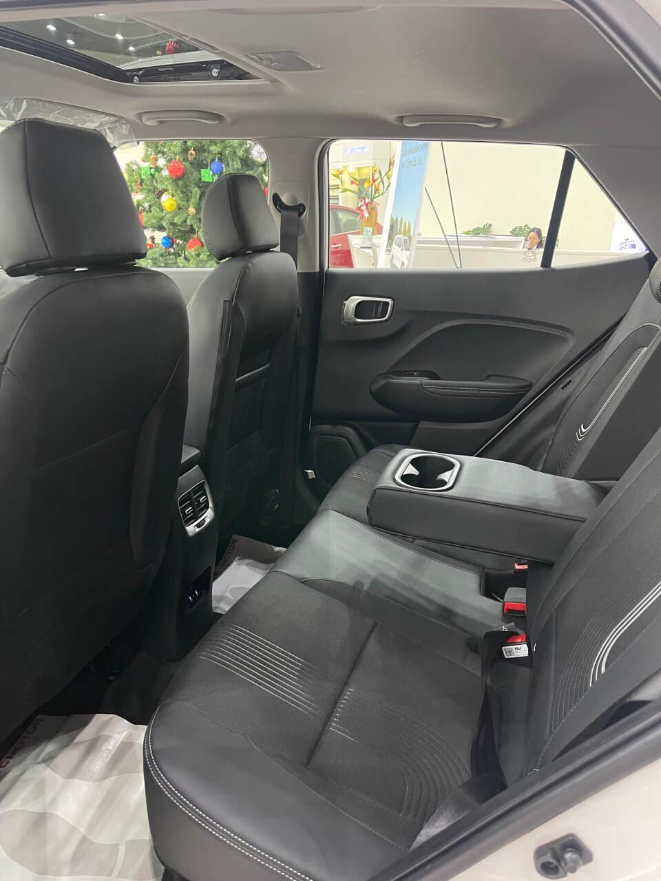 Hyundai Venue mới bán chưa đầy 1 tháng đã giảm giá tại đại lý: Bản base còn 524 triệu, vẫn đắt hơn Raize, Sonet - Ảnh 6