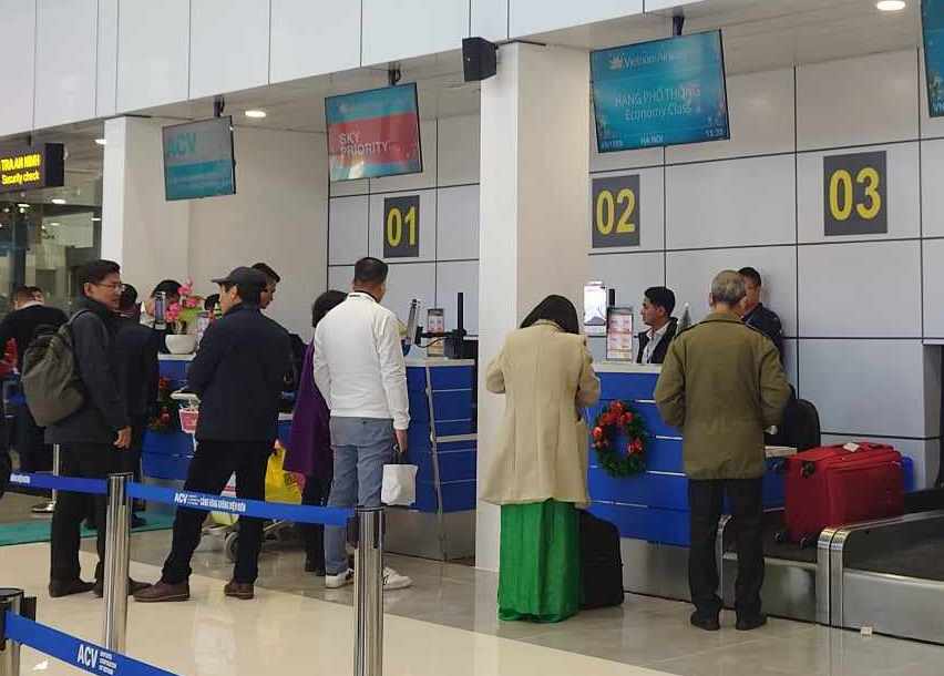 Giá vé máy bay "neo" mức cao, liệu có giảm giá sát Tết? - Ảnh 1