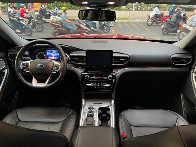 Ford Explorer đồng loạt giảm 440 triệu tại đại lý: Giá lần đầu dưới 2 tỷ, dễ cạnh tranh hơn với Hyundai Palisade - Ảnh 2