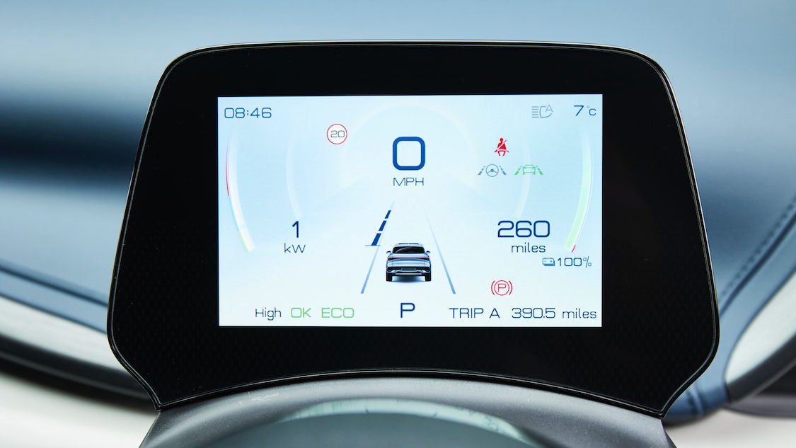 Đối thủ sừng sỏ của VF 7 khi VinFast vào Indonesia: Từ 'ông trùm' số 1 thế giới, pin bẻ gãy không cháy - Ảnh 12