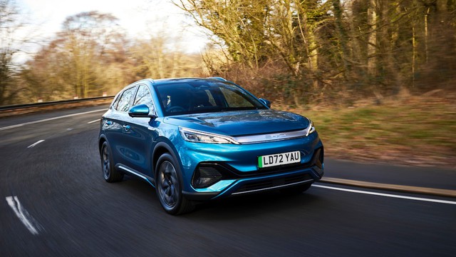 Đối thủ sừng sỏ của VF 7 khi VinFast vào Indonesia: Từ 'ông trùm' số 1 thế giới, pin bẻ gãy không cháy - Ảnh 1