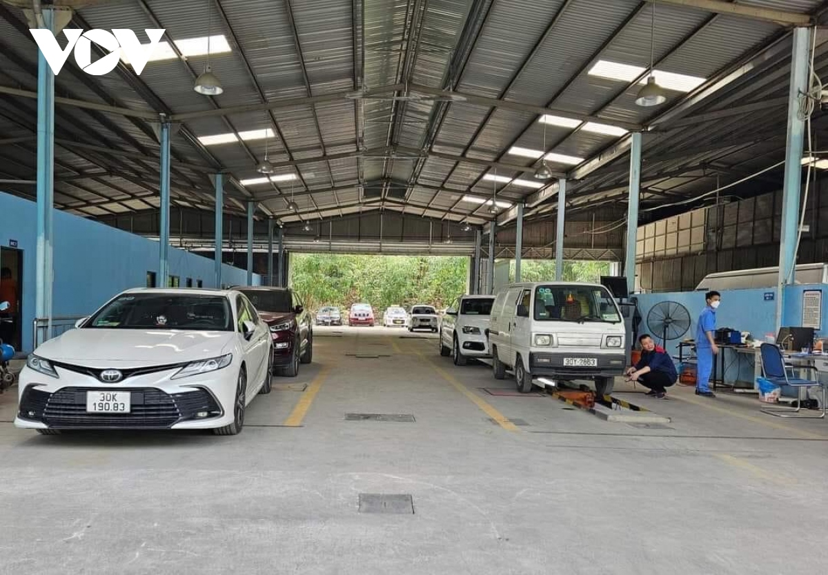 Gần 1,1 triệu xe ô tô “trượt” kiểm định năm 2023 - Ảnh 1