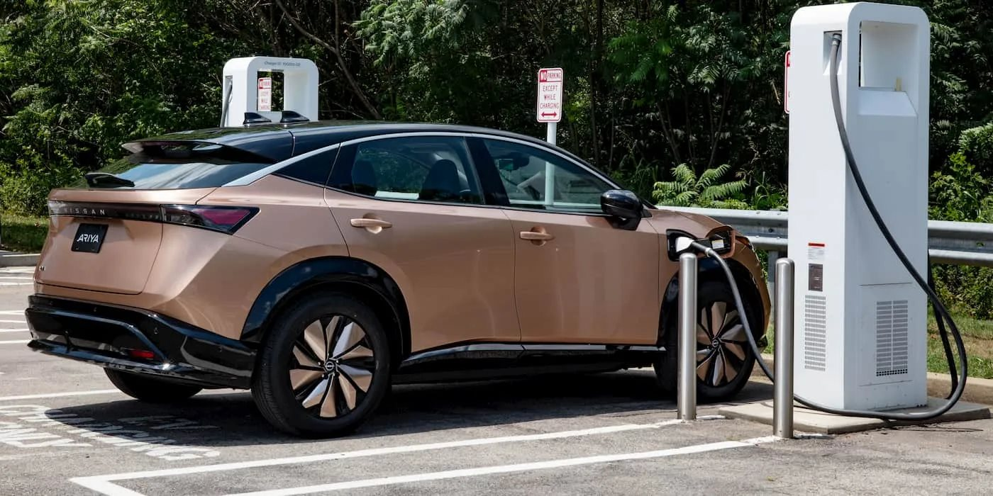 Nghe lời khuyên "nóc nhà" dọn tủ quần áo, lãnh đạo Nissan đổi cả chiến lược kinh doanh - Ảnh 4