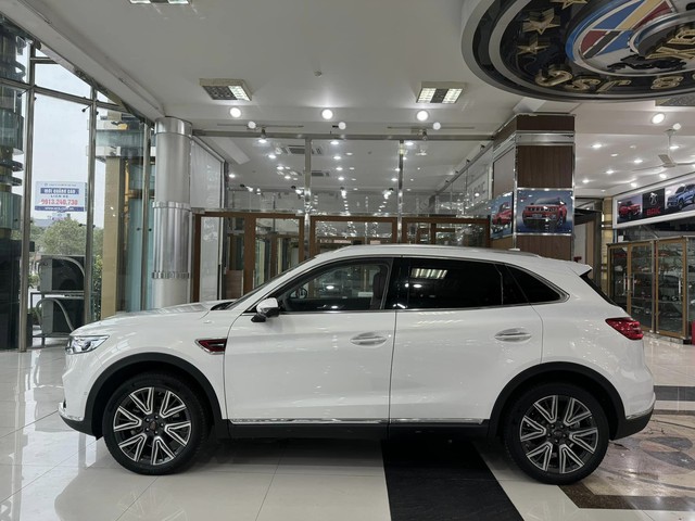 Lô Hongqi HS5 đầu tiên Việt Nam chốt giá 959 triệu: Đều ‘full option’, không phải xe mới, nhiều công nghệ đấu Santa Fe - Ảnh 8