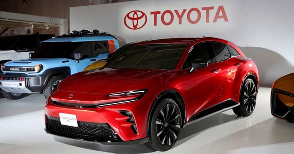 Bán gần 10 triệu ô tô, chỉ 1% là xe điện – sếp Toyota nói thẳng: ‘Có 1 điều chúng tôi chưa làm được’