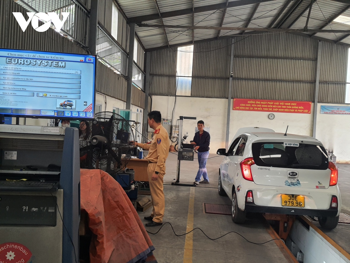 Gần 1,1 triệu xe ô tô “trượt” kiểm định năm 2023 - Ảnh 3