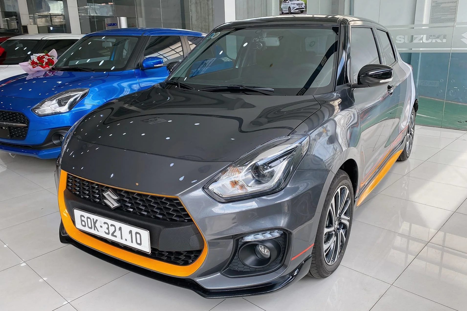 Suzuki Swift giảm giá 75 triệu tại đại lý: Rẻ nhất phân khúc, cạnh tranh Yaris với giá thấp hơn gần 200 triệu đồng - Ảnh 8