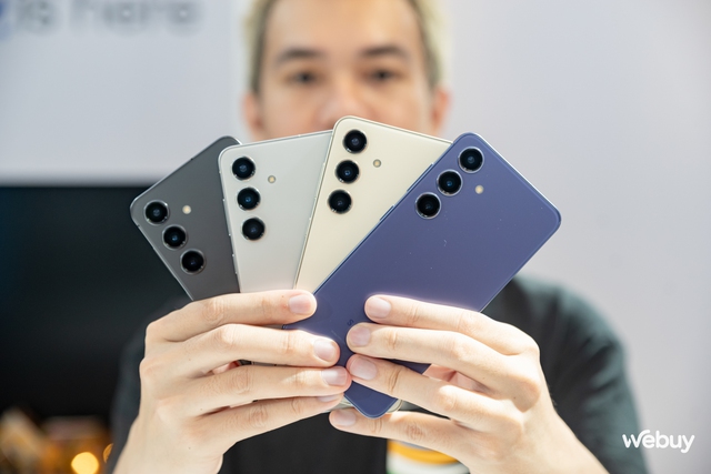 Trên tay Galaxy S24 và Galaxy S24+: Ngoại hình không đổi nhưng đây mới là nâng cấp quan trọng bậc nhất - Ảnh 15