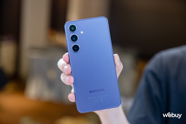 Trên tay Galaxy S24 và Galaxy S24+: Ngoại hình không đổi nhưng đây mới là nâng cấp quan trọng bậc nhất - Ảnh 8