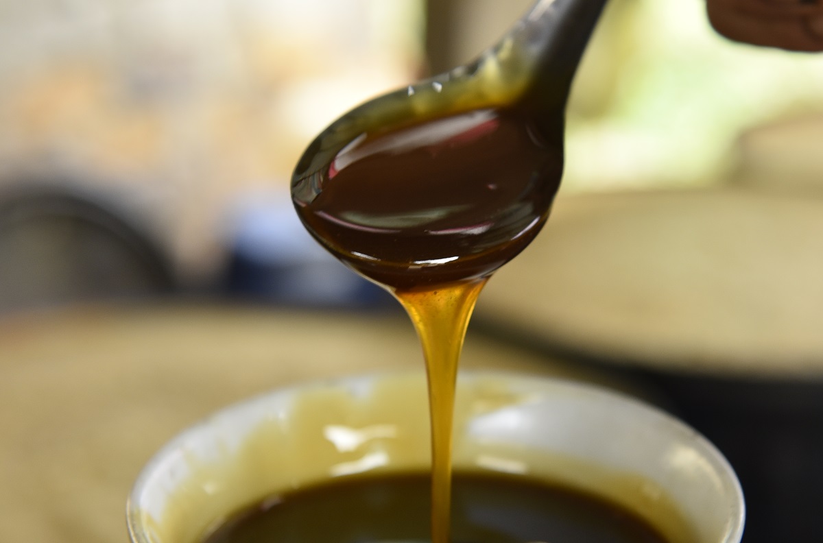 "Thủ phủ" mật mía lớn nhất xứ Thanh đỏ lửa ngày đêm phục vụ dân ăn Tết - Ảnh 10