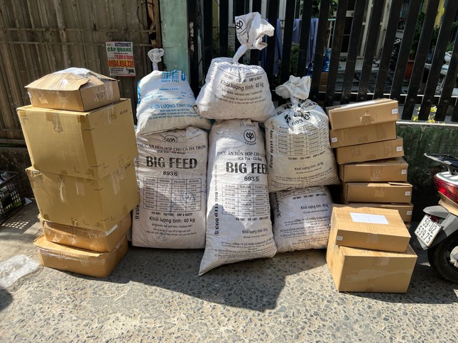 Phá đường dây sản xuất tân dược giả quy mô lớn tại TPHCM - Ảnh 1