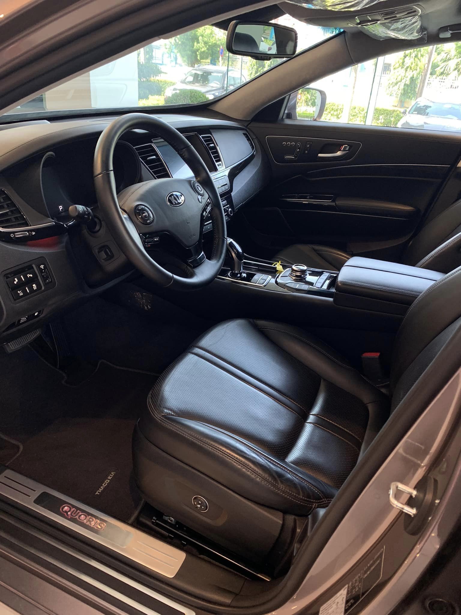 Xe lạ của KIA ở Việt Nam: Sang xịn như Mercedes S-Class, vừa giảm 1,2 tỷ đồng tranh khách với Camry - Ảnh 6