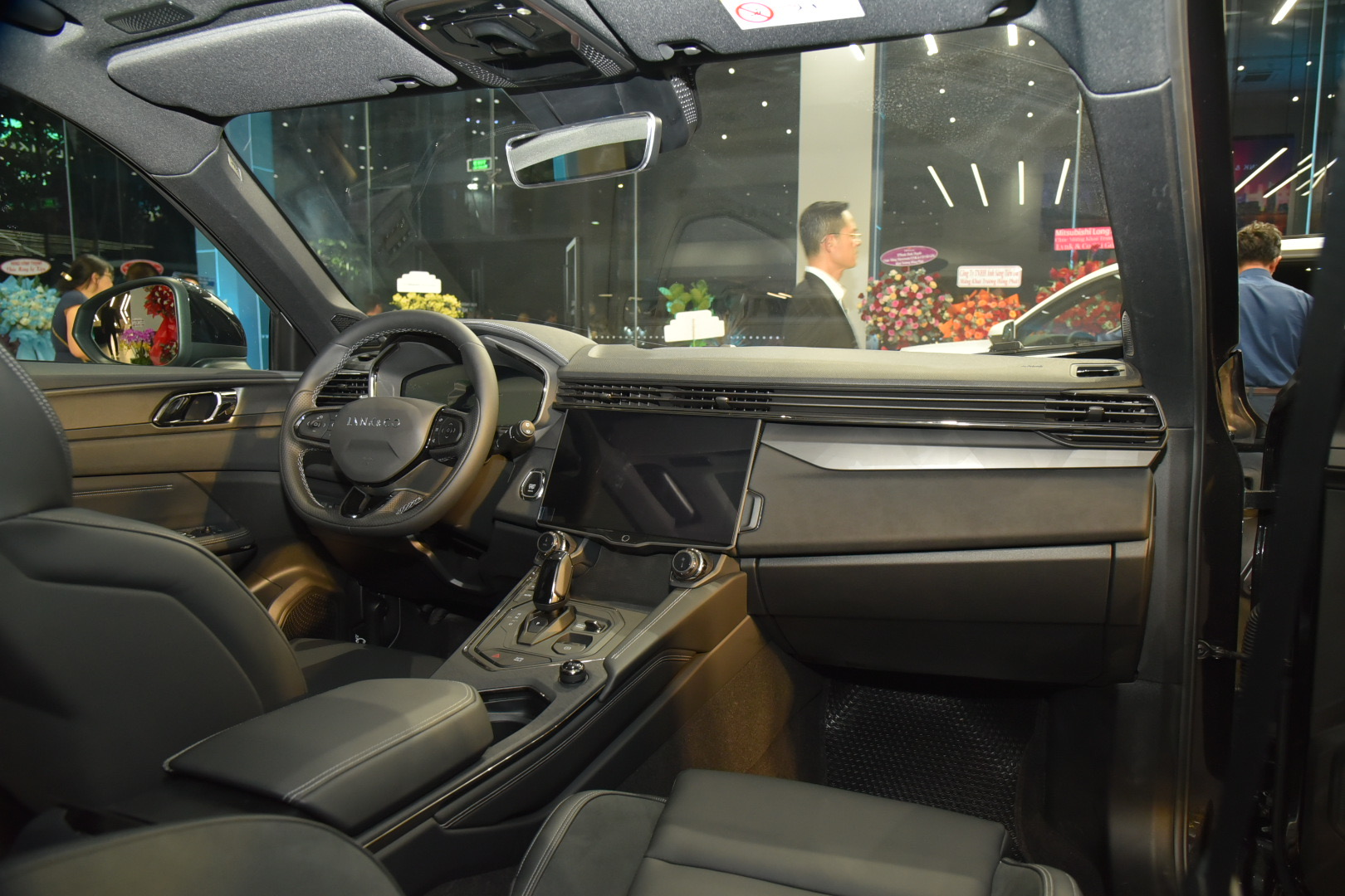 Lynk & Co 01 chốt giá 999 triệu đồng: Trên hạng CX-5 và Tucson, 20 tính năng an toàn, có cơ hội bứt phá doanh số - Ảnh 6