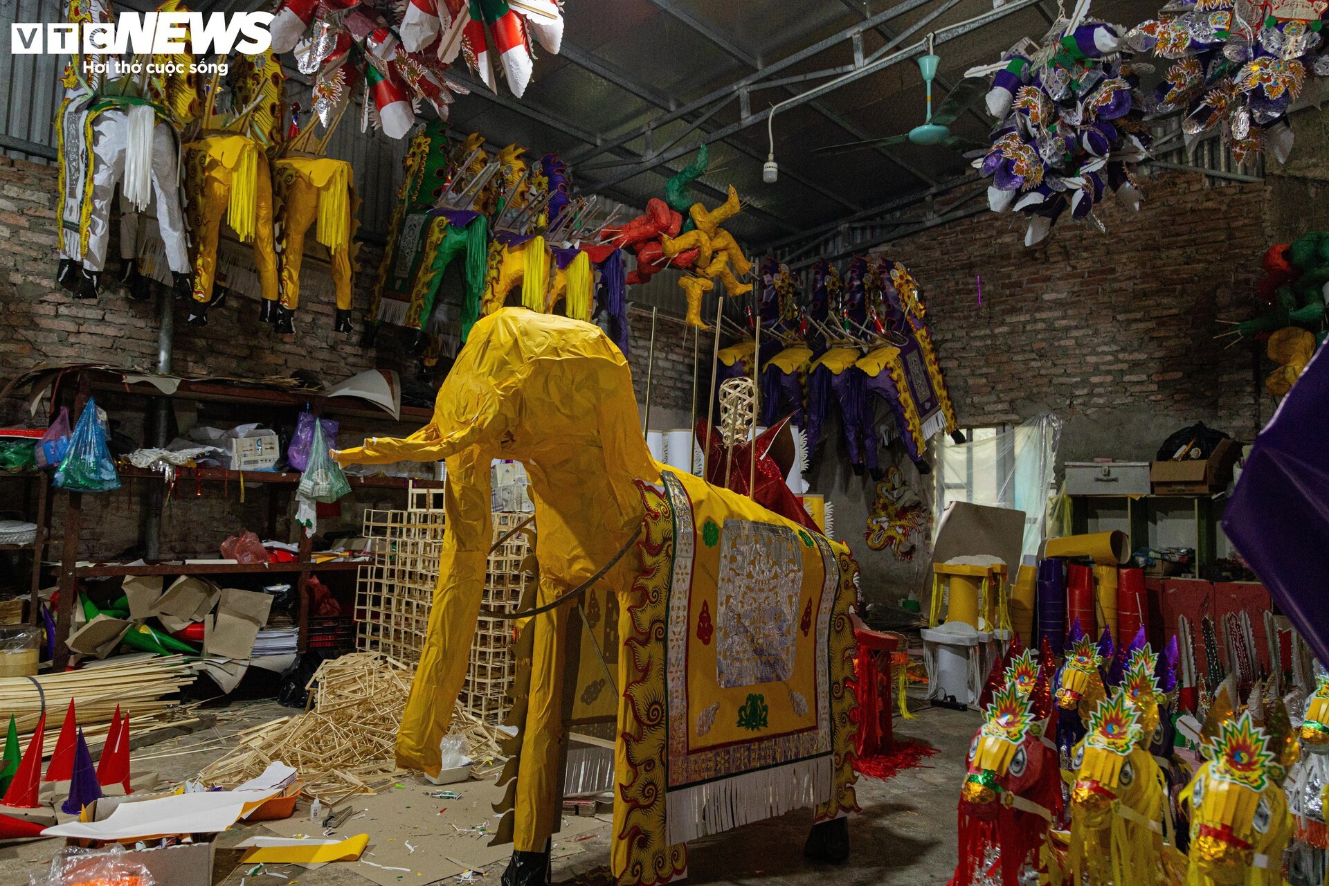 Làng 'âm phủ' Phúc Am tất bật chạy đơn hàng Tết - Ảnh 3