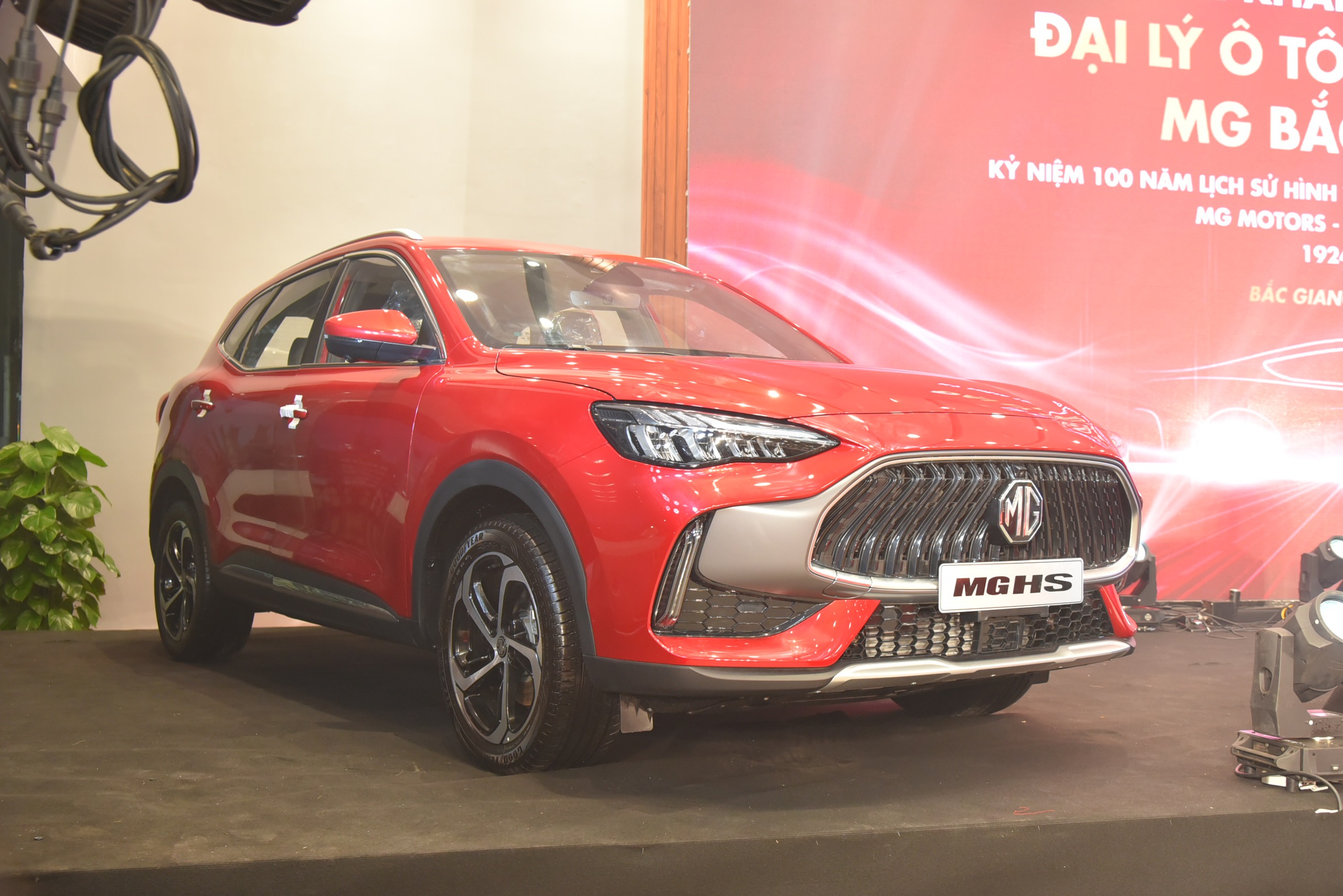 MG HS 2024 ra mắt Việt Nam: Giá từ 699 triệu, có gói ADAS, quyết tâm đấu CX-5, Tucson - Ảnh 3