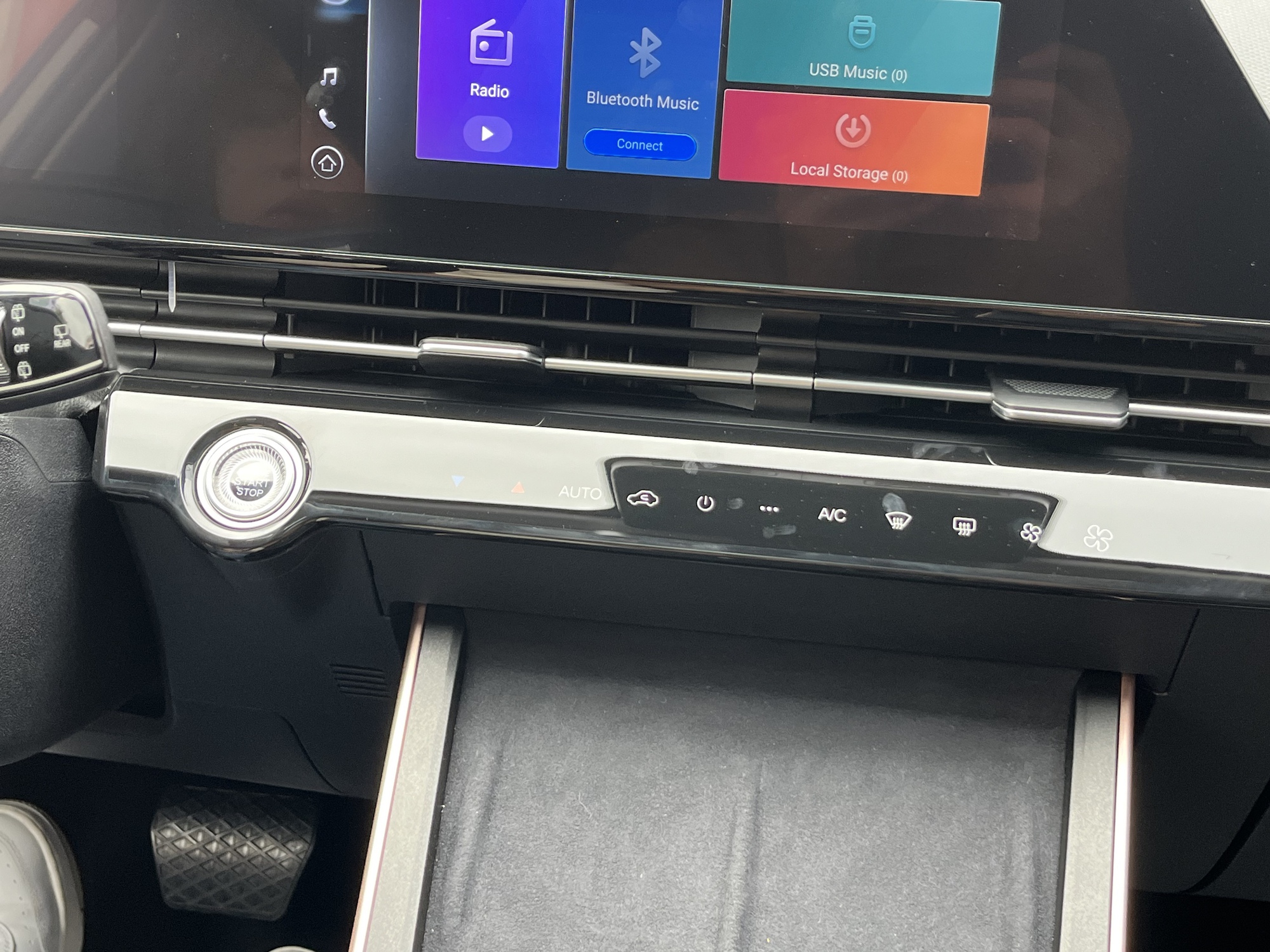 Chi tiết Omoda C5 tại Việt Nam: Đấu Creta, Seltos bằng loạt tính năng ADAS, ghế sau chưa thực sự rộng rãi - Ảnh 9