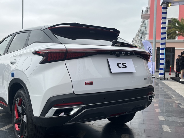 Chi tiết Omoda C5 tại Việt Nam: Đấu Creta, Seltos bằng loạt tính năng ADAS, ghế sau chưa thực sự rộng rãi - Ảnh 6