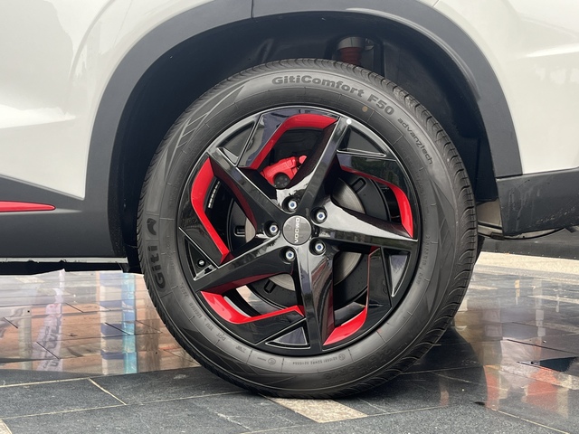 Chi tiết Omoda C5 tại Việt Nam: Đấu Creta, Seltos bằng loạt tính năng ADAS, ghế sau chưa thực sự rộng rãi - Ảnh 5